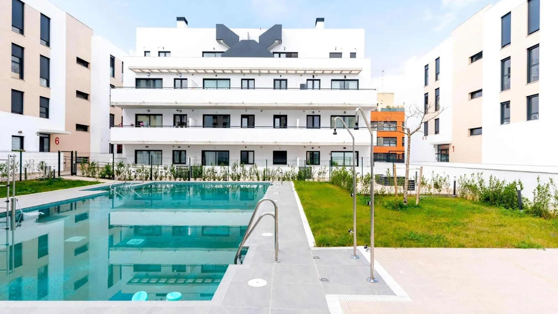 Holi-Rent Pobladores Camas Spanje